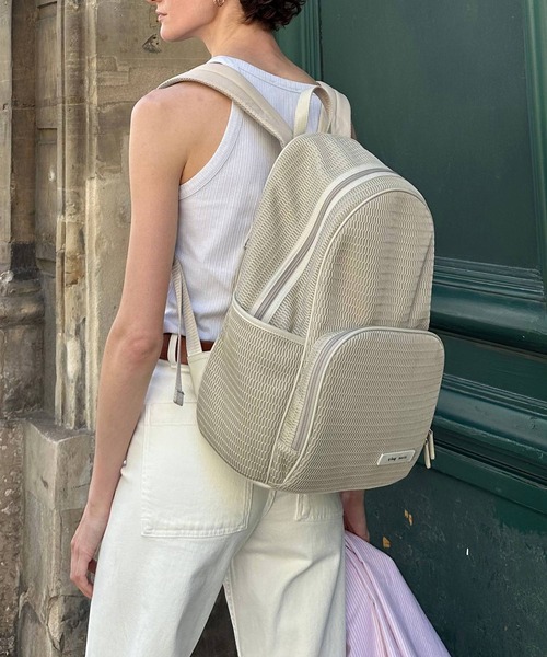q bag paris(キューバッグパリ)の「nest louvre parents ネストルーブル ペアレンツ(バックパック/リュック・レディース・ライトグレー/ブラック/グレー/ダークグレー/ライトブラック/ライトベージュ・FREE)」の6枚目の写真