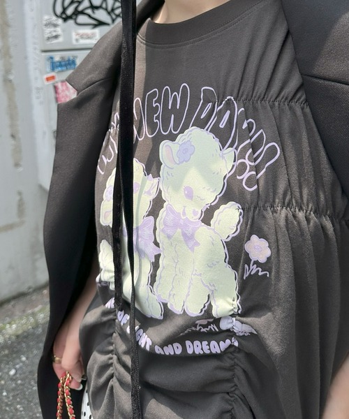 Alley Tokyo(アリートーキョー)の「ロンパース風子ヤギシャーリングT(Tシャツ/カットソー・レディース・ピンク/オフホワイト/スミクロ・FREE)」の5枚目の写真
