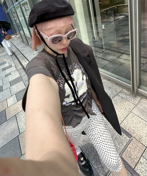 Alley Tokyo(アリートーキョー)の「ロンパース風子ヤギシャーリングT(Tシャツ/カットソー・レディース・ピンク/オフホワイト/スミクロ・FREE)」の14枚目の写真