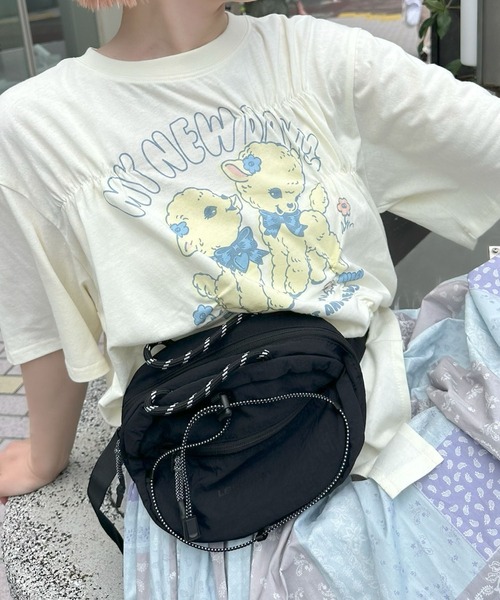 Alley Tokyo(アリートーキョー)の「ロンパース風子ヤギシャーリングT(Tシャツ/カットソー・レディース・ピンク/オフホワイト/スミクロ・FREE)」の18枚目の写真