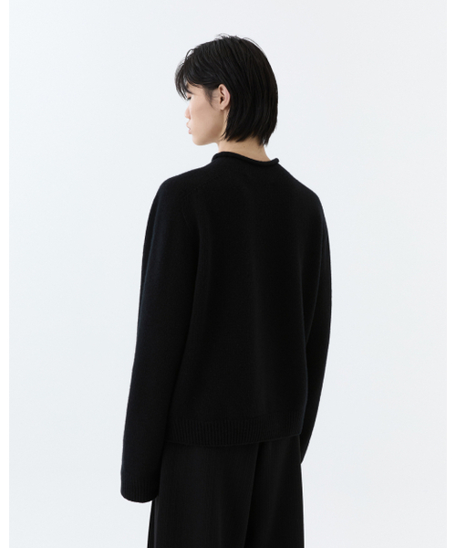 THEENDQUESTION(ジエンドクエスチョン)の「Half-neck wholegarment knit top / BLACK(ニット/セーター・レディース・その他・1/2)」の9枚目の写真