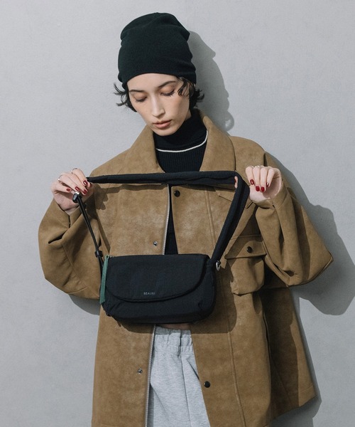 Beau're（ヴュレ）の「BEAURE Nylon Mini Shoulder（ショルダーバッグ・レディース・ブルー/ブラック/チョコ・FREE）」の10枚目の写真