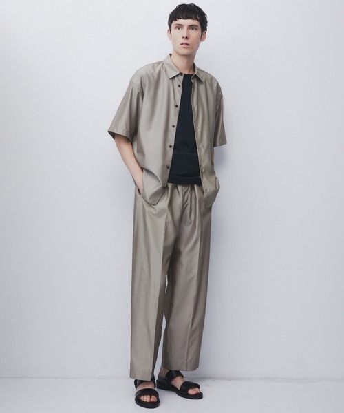 UNITED TOKYO(ユナイテッドトウキョウ)の「【数量限定】DRY SILK TAFFETA SEAMLESS PANTS |高級素材/シルク/撥水性/防シワ/接触冷感/軽量(スラックス・メンズ・ブラック/ダークブラウン/グレイッシュベージュ・1/2)」の6枚目の写真