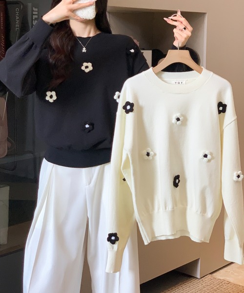 AMAJI(アマジ)の「クルーネック フラワーモチーフ ルーズニット(ニット/セーター・レディース・ベージュ/ブラック・FREE)」の5枚目の写真