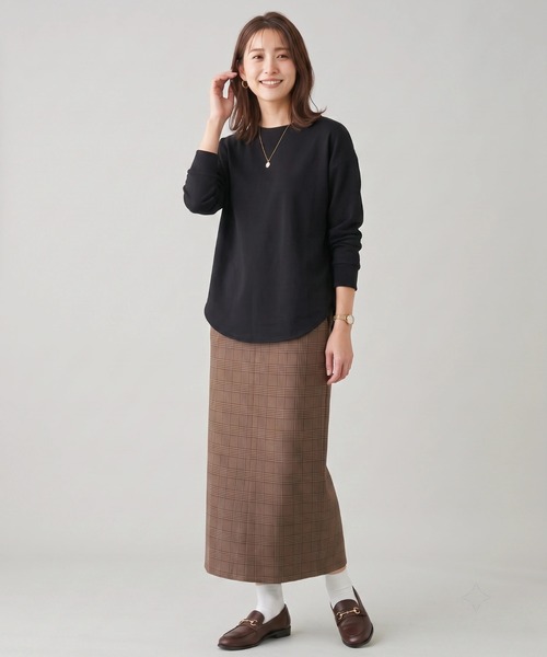 Nunc.(ヌンク)の「裏起毛ラウンドヘムプルオーバー(Tシャツ/カットソー・レディース・杢グレー/ダークブラウン/ブラック/オフホワイト・FREE)」の2枚目の写真