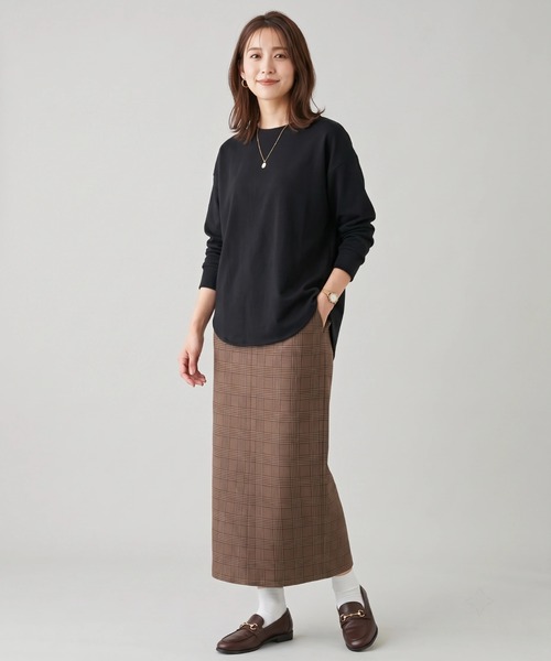 Nunc.(ヌンク)の「裏起毛ラウンドヘムプルオーバー(Tシャツ/カットソー・レディース・杢グレー/ダークブラウン/ブラック/オフホワイト・FREE)」の13枚目の写真