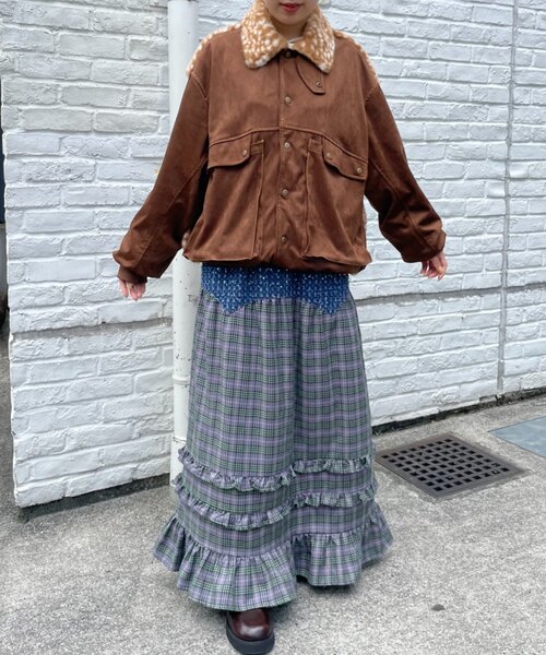 CIAOPANIC TYPY(チャオパニックティピー)の「【HELLO.SANFRANCISCO】バンビ柄ビックポケットスウェードアウター(ブルゾン・レディース・ブラウン/ピンク・ONE SIZE)」の11枚目の写真