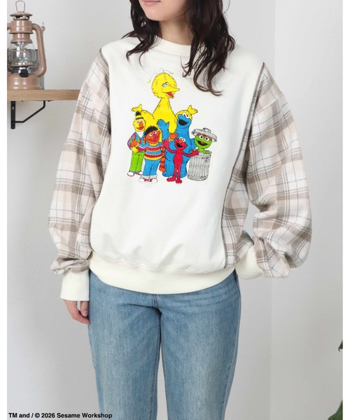 Ha-Li-C STORE（ハリックストア）の「【セサミストリート】切替チェックスウェット（スウェット・メンズ・ネイビー/チャコールグレー/オフホワイト・MEDIUM/LARGE/X-LARGE）」の4枚目の写真