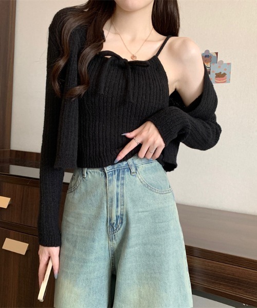 LUCPY(ラクピー)の「リボンニットキャミ&カーディガンセット(カーディガン/ボレロ・レディース・ブラック/ブルー/ホワイト/イエロー/ピンク・FREE)」の2枚目の写真