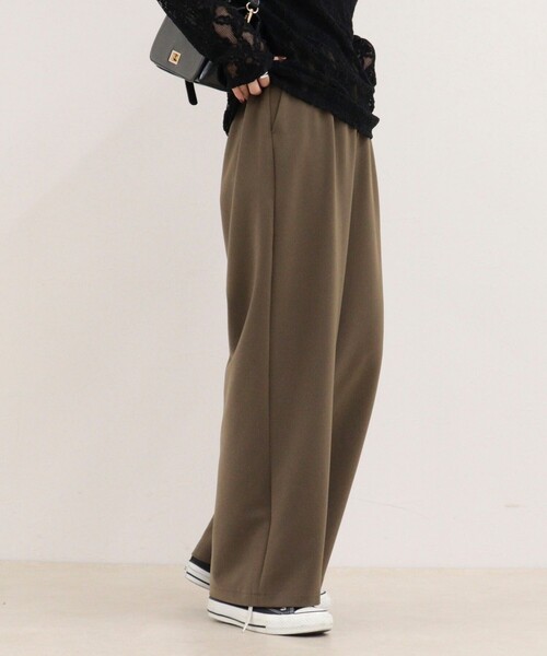 fredy emue（フレディエミュ）の「【リピーター続出！/4サイズ展開】とろみWarmストレートイージーパンツ（その他パンツ・レディース・オフホワイト/ブラック/キャメル/チャコールグレー・34/36/38/39）」の18枚目の写真