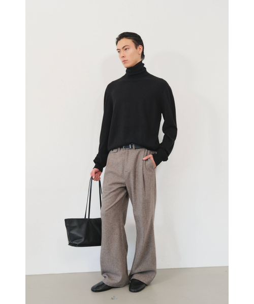 KUME(クメ)の「メンズ ピュアウール タートルネックニット ブラック(ニット/セーター・メンズ・その他・LARGE)」の3枚目の写真