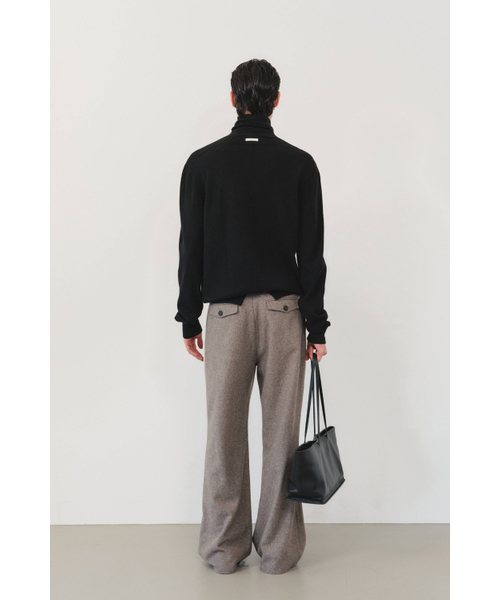 KUME(クメ)の「メンズ ピュアウール タートルネックニット ブラック(ニット/セーター・メンズ・その他・LARGE)」の4枚目の写真