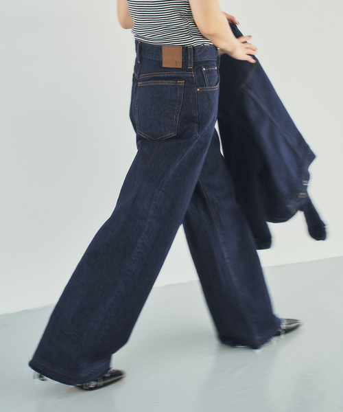 Spick & Span(スピックアンドスパン)の「《40周年 / 》5 1/2 40th LOOSE-STRAIGHT DENIM(デニムパンツ・レディース・ネイビー・29/28/27/26)」の3枚目の写真