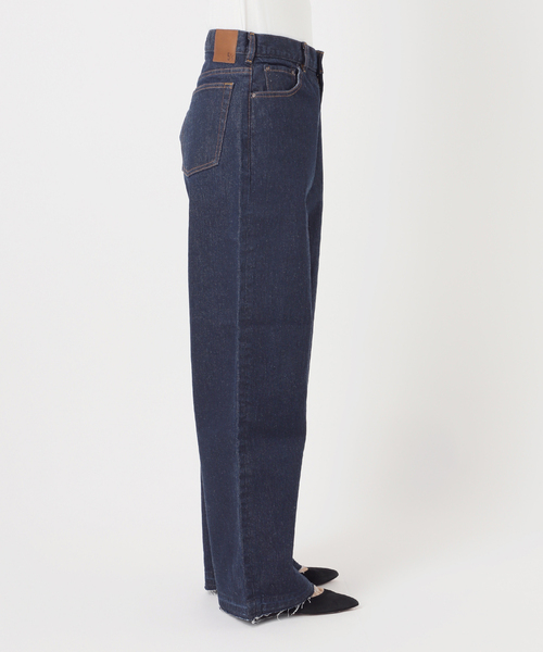 Spick & Span(スピックアンドスパン)の「《40周年 / 》5 1/2 40th LOOSE-STRAIGHT DENIM(デニムパンツ・レディース・ネイビー・29/28/27/26)」の11枚目の写真