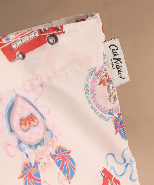 Cath Kidston(キャスキッドソン)の「フォルダウェイ トートバッグ London Crest(エコバッグ/サブバッグ・レディース・クリーム・FREE)」の4枚目の写真