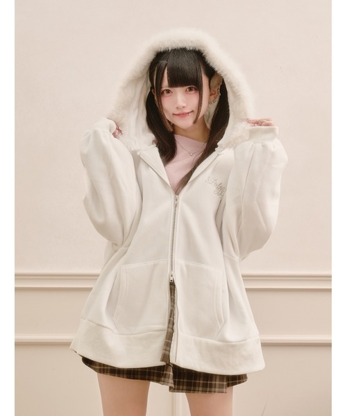 Pal elfy（パルエルフィー）の「ファー付きダブルジップパーカー（パーカー・レディース・オフホワイト/ブラック/ピンク/チャコールグレー・フリー）」の2枚目の写真