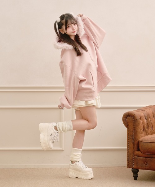 Pal elfy（パルエルフィー）の「ファー付きダブルジップパーカー（パーカー・レディース・オフホワイト/ブラック/ピンク/チャコールグレー・フリー）」の19枚目の写真
