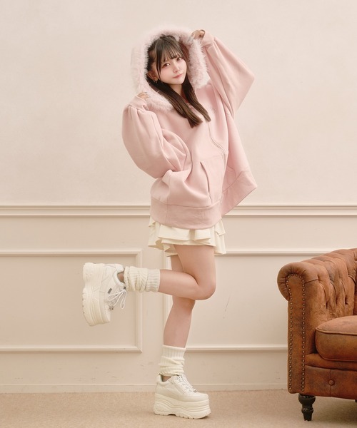 Pal elfy（パルエルフィー）の「ファー付きダブルジップパーカー（パーカー・レディース・オフホワイト/ブラック/ピンク/チャコールグレー・フリー）」の20枚目の写真