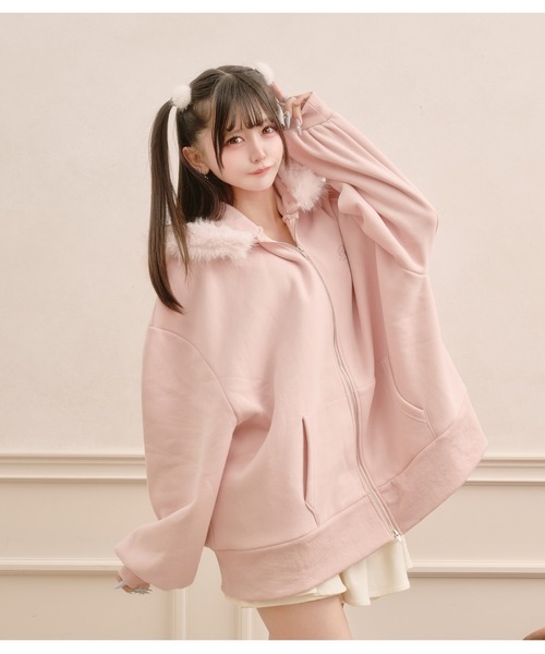 Pal elfy（パルエルフィー）の「ファー付きダブルジップパーカー（パーカー・レディース・オフホワイト/ブラック/ピンク/チャコールグレー・フリー）」の8枚目の写真