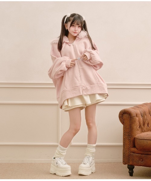 Pal elfy（パルエルフィー）の「ファー付きダブルジップパーカー（パーカー・レディース・オフホワイト/ブラック/ピンク/チャコールグレー・フリー）」の14枚目の写真