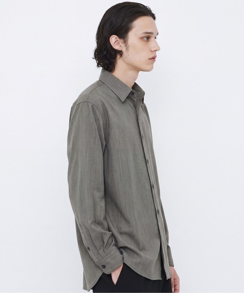UNITED TOKYO(ユナイテッドトウキョウ)の「新作【数量限定生産】LORO PIANA FABRIC ITALIAN SHIRT |高級素材/滑らかさ/防臭/透湿性(シャツ/ブラウス・メンズ・グレイッシュベージュ/ダークグレー・2/1)」の15枚目の写真