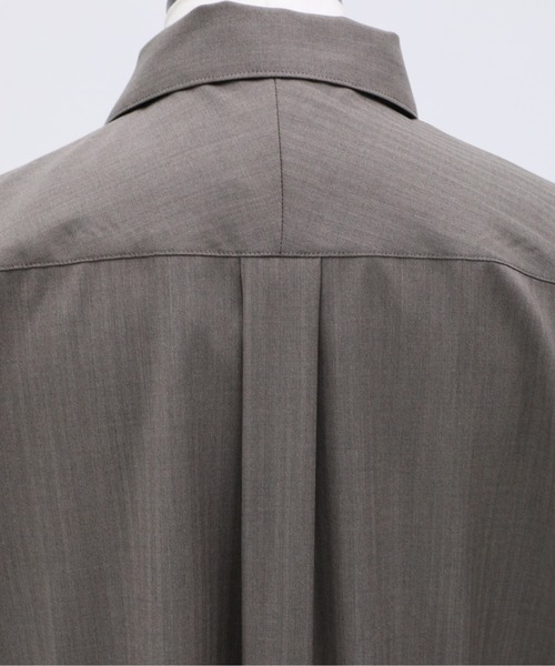 UNITED TOKYO(ユナイテッドトウキョウ)の「新作【数量限定生産】LORO PIANA FABRIC ITALIAN SHIRT |高級素材/滑らかさ/防臭/透湿性(シャツ/ブラウス・メンズ・グレイッシュベージュ/ダークグレー・2/1)」の18枚目の写真