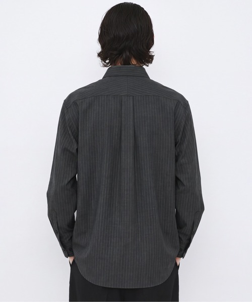 UNITED TOKYO(ユナイテッドトウキョウ)の「新作【数量限定生産】LORO PIANA FABRIC ITALIAN SHIRT |高級素材/滑らかさ/防臭/透湿性(シャツ/ブラウス・メンズ・グレイッシュベージュ/ダークグレー・2/1)」の8枚目の写真