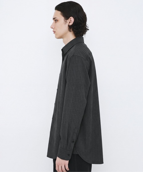 UNITED TOKYO(ユナイテッドトウキョウ)の「新作【数量限定生産】LORO PIANA FABRIC ITALIAN SHIRT |高級素材/滑らかさ/防臭/透湿性(シャツ/ブラウス・メンズ・グレイッシュベージュ/ダークグレー・2/1)」の7枚目の写真