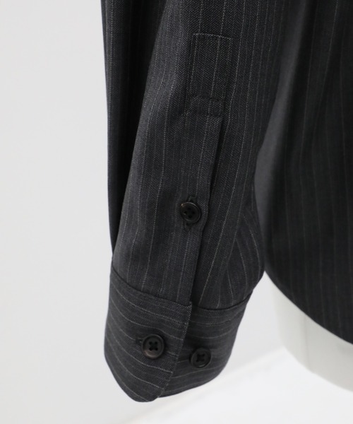UNITED TOKYO(ユナイテッドトウキョウ)の「新作【数量限定生産】LORO PIANA FABRIC ITALIAN SHIRT |高級素材/滑らかさ/防臭/透湿性(シャツ/ブラウス・メンズ・グレイッシュベージュ/ダークグレー・2/1)」の11枚目の写真