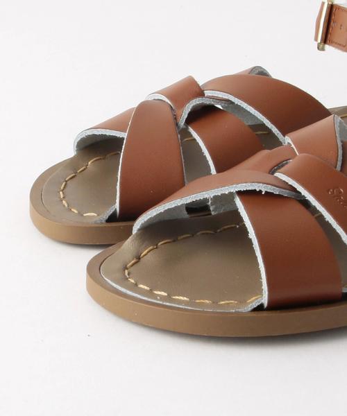 green label relaxing（グリーンレーベルリラクシング）の「【SaltWater(ソルトウォーター)】サンダル2/ブラウン◆（サンダル・キッズ・ブラウン・16.3cm/18.2cm/17.4cm/19.2cm）」の6枚目の写真
