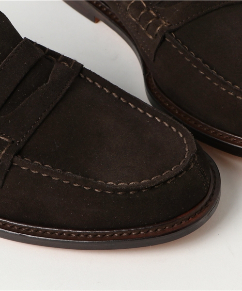 Hender Scheme(エンダースキーマ)の「HENDER SCHEME ローファー(ローファー・レディース・ブラック/ダークブラウン・1/2)」の7枚目の写真