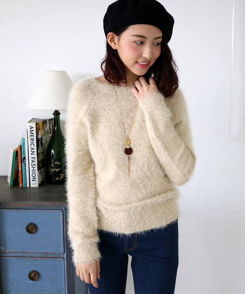 N.(N. Natural Beauty Basic)(エヌエヌナチュラルビューティーベーシック)の「◆《追加生産》【and GIRL11月号掲載】 シャギーコンパクトニット(ニット/セーター・レディース・ブルー/ホワイト/ベージュ・MEDIUM)」の2枚目の写真