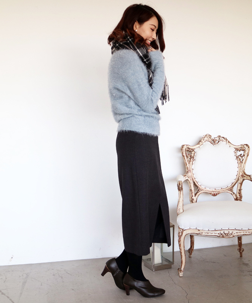 N.(N. Natural Beauty Basic)(エヌエヌナチュラルビューティーベーシック)の「◆《追加生産》【and GIRL11月号掲載】 シャギーコンパクトニット(ニット/セーター・レディース・ブルー/ホワイト/ベージュ・MEDIUM)」の5枚目の写真