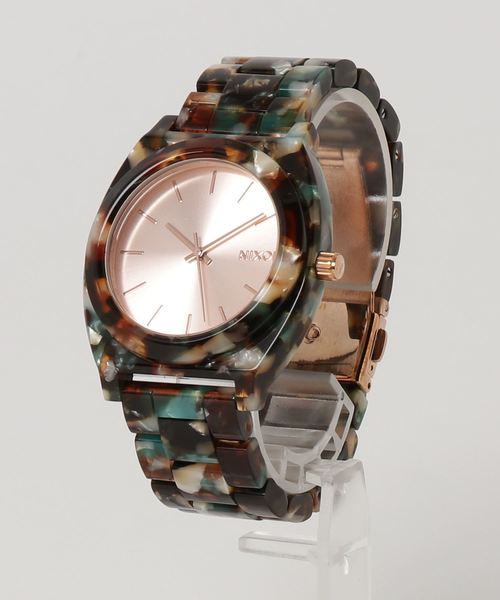 NIXON（ニクソン）の「THE TIME TELLER ACETATE（アナログ腕時計・レディース・パープル/エメラルド/カモフラージュ/その他1/その他2/ホワイト系その他/ゴールド系その他/レオパード/パープル系その他/グレー系その他/ブラック系その他/ブラック×ゴールド/ゴールド×ブラウン/ロイヤルブルー/その他3/イエロー系その他/ホワイト×ゴールド/ブラック×シルバー/その他5/その他4/その他6・FREE）」の21枚目の写真