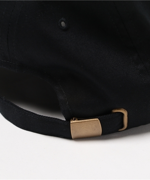 XLARGE（エクストララージ）の「OVAL LOGO 6PANEL CAP（キャップ・メンズ・ブラック/ブラウン/ネイビー・ONE SIZE）」の4枚目の写真