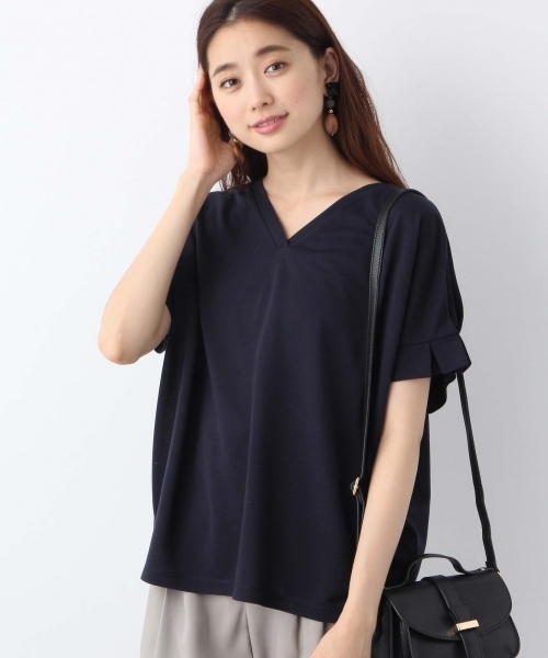 LEPSIM（レプシィム）の「ソデタック2WAYプルオーバーSS　763681（Tシャツ/カットソー・レディース・ダークネイビー/オフホワイト/ブラック/オリーブ・FREE）」の4枚目の写真