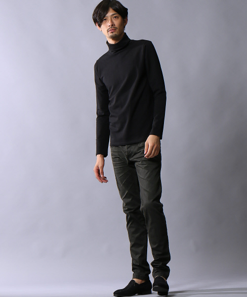 5351 POUR LES HOMMES（ゴーサンゴーイチプールオム）の「アルビニベアインレイタートルネックカットソー（Tシャツ/カットソー・メンズ・グレー/ブラック/ホワイト・44/46/48）」の14枚目の写真