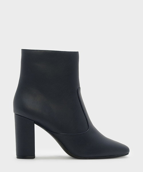 CHARLES & KEITH(チャールズ & キース)の「ベーシックカフブーツ / BASIC CALF BOOTS(ブーツ・レディース・ライトベージュ/ネイビー・22.5cm/25cm/23.5cm/23cm/24.5cm)」の1枚目の写真