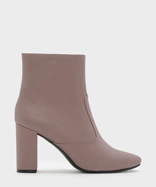 CHARLES & KEITH(チャールズ & キース)の「ベーシックカフブーツ / BASIC CALF BOOTS(ブーツ・レディース・ライトベージュ/ネイビー・22.5cm/25cm/23.5cm/23cm/24.5cm)」の2枚目の写真