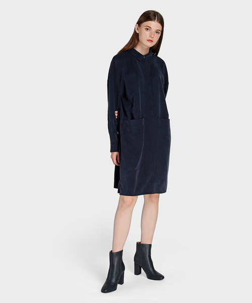 CHARLES & KEITH(チャールズ & キース)の「ベーシックカフブーツ / BASIC CALF BOOTS(ブーツ・レディース・ライトベージュ/ネイビー・22.5cm/25cm/23.5cm/23cm/24.5cm)」の11枚目の写真
