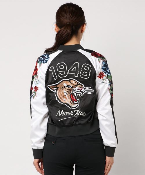 PUMA(プーマ)の「PREMIUM ARCHIVE T7 ジャケット (WOMEN)(その他アウター・レディース・ブラック・LARGE/MEDIUM/SMALL)」の4枚目の写真