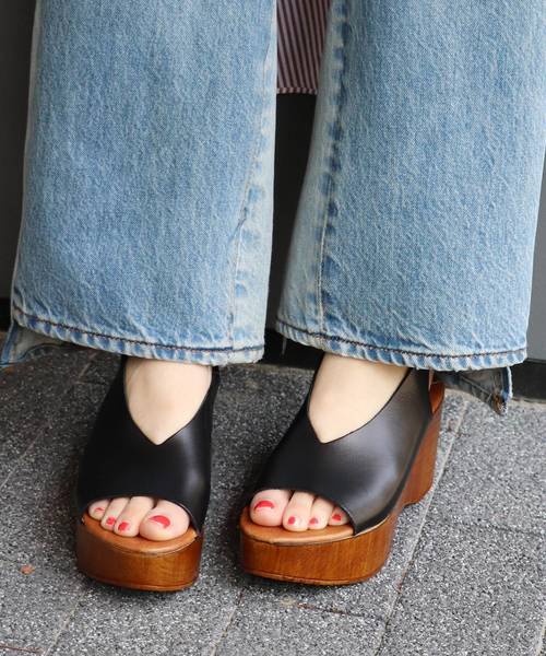 eness（エネス）の「【ENESS/エネス】別注ウェッジサンダル◆（サンダル・レディース・ブラック/ブラウン系その他2・36/37/38）」の2枚目の写真