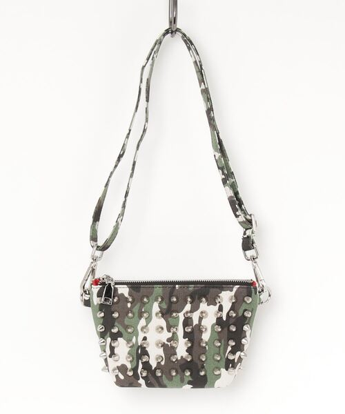 RiNc (リンク)の「【 GLAM JAM / グラムジャム 】 スタッズ ショルダー バッグ(ショルダーバッグ・レディース・モカ/ブラック/オレンジ/ブラック系その他2/インディゴブルー/ブラック×ゴールド/ホワイト系その他/ブルー系その他2/その他1/カーキ/イエロー/ブラック系その他/その他2/ブルー系その他3/その他/ピンク/ピンク系その他/サックスブルー/ホワイト×ゴールド/サックスブルー系・FREE)」の18枚目の写真