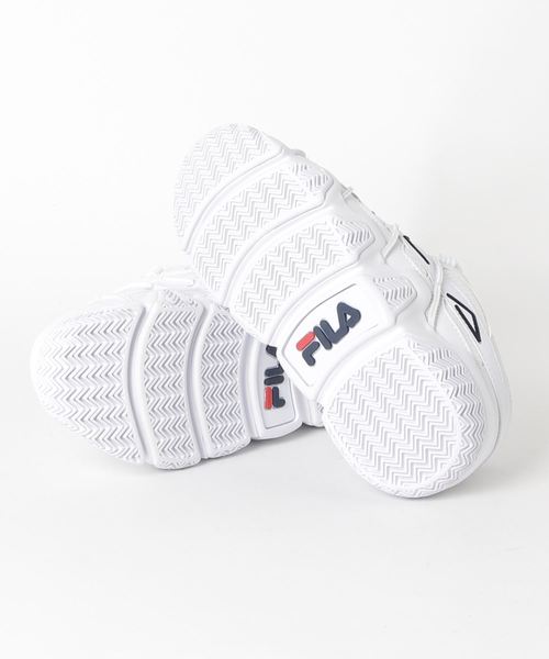 FILA（フィラ）の「WEGO/FILA バリケードXT97（スニーカー・メンズ・ホワイト/ブラック・MEDIUM/LARGE/X-LARGE/X-SMALL/SMALL）」の3枚目の写真