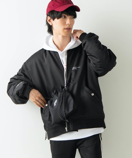 WEGO（ウィゴー）の「WEGO/ロゴ刺繍2WAY巾着バッグ（ショルダーバッグ・メンズ・オレンジ/パープル/グレー/ブラック・FREE）」の5枚目の写真