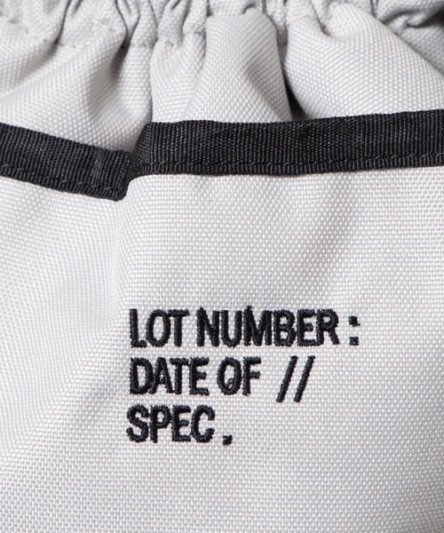 WEGO（ウィゴー）の「WEGO/ロゴ刺繍2WAY巾着バッグ（ショルダーバッグ・メンズ・オレンジ/パープル/グレー/ブラック・FREE）」の13枚目の写真