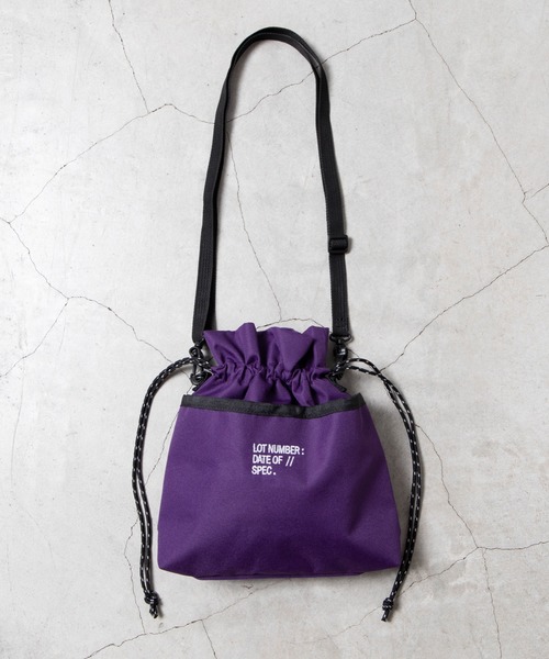 WEGO（ウィゴー）の「WEGO/ロゴ刺繍2WAY巾着バッグ（ショルダーバッグ・メンズ・オレンジ/パープル/グレー/ブラック・FREE）」の16枚目の写真