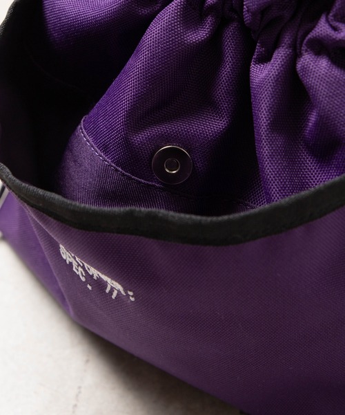 WEGO（ウィゴー）の「WEGO/ロゴ刺繍2WAY巾着バッグ（ショルダーバッグ・メンズ・オレンジ/パープル/グレー/ブラック・FREE）」の18枚目の写真