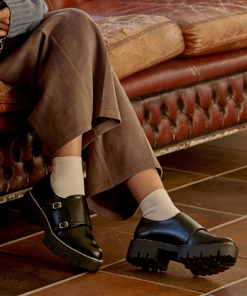 KOBE LETTUCE(コウベレタス)の「ダブルモンクストラップ厚底ローファーシューズ(ローファー・レディース・シルバー系その他/ブラウン/ブラック・S/LL/M/L)」の13枚目の写真