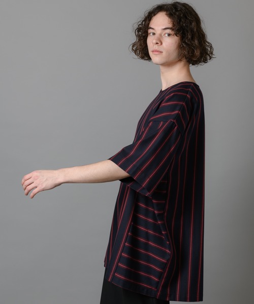 CASPER JOHN（キャスパージョン）の「Big Silhouette Stripe T-shirts/ビッグシルエットストライプＴシャツ（Tシャツ/カットソー・メンズ・ブラック/ネイビー・マルチサイズ）」の5枚目の写真